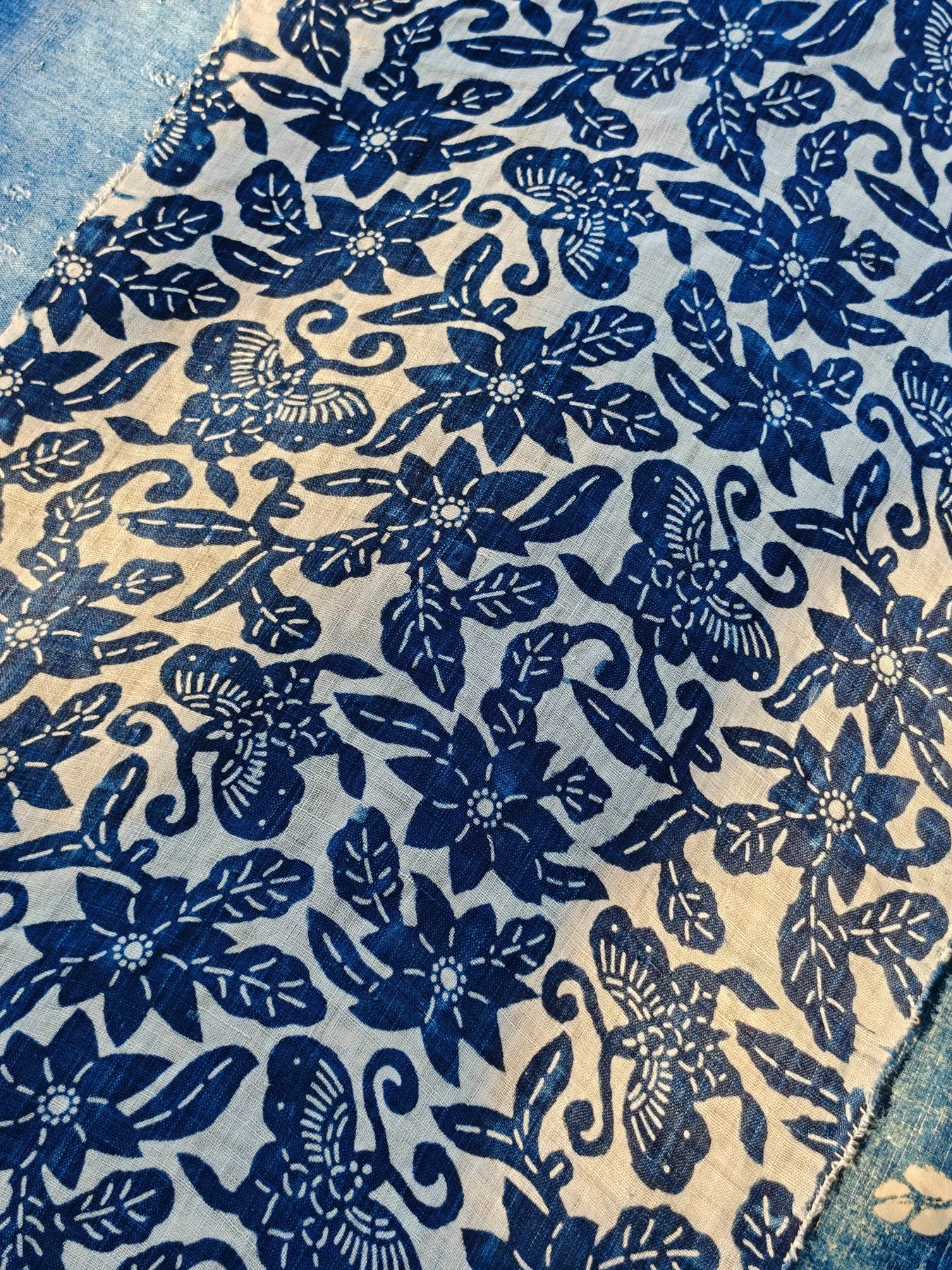 Antique Chinese Ramie Textile — Blue & White