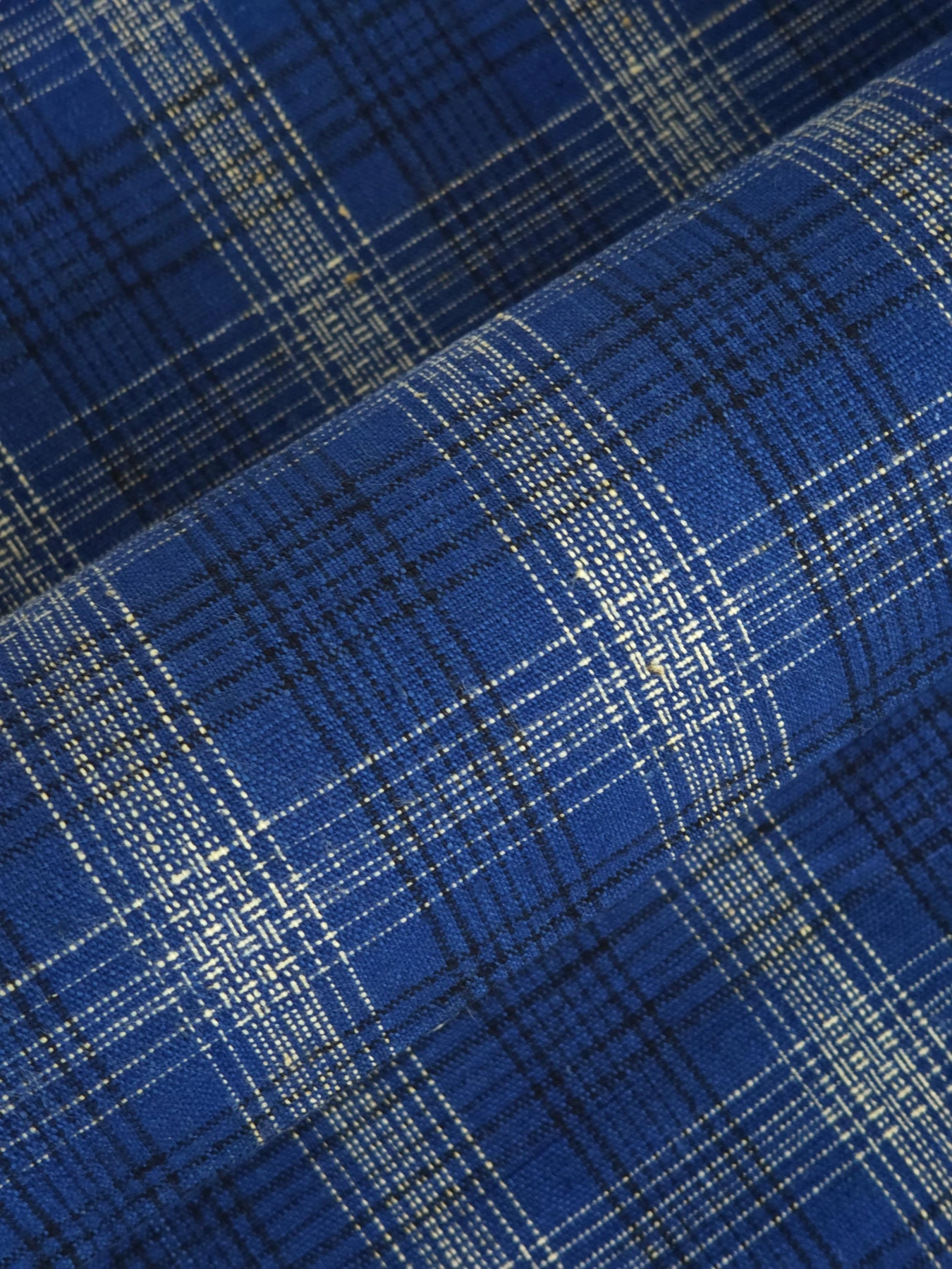 Blue Windowpane Check — source photograph 3, documenting the same textile.