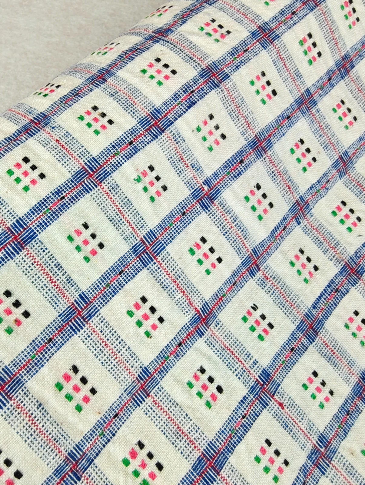 Little Plum Blossom — Colour-Dot Chinese Homespun
