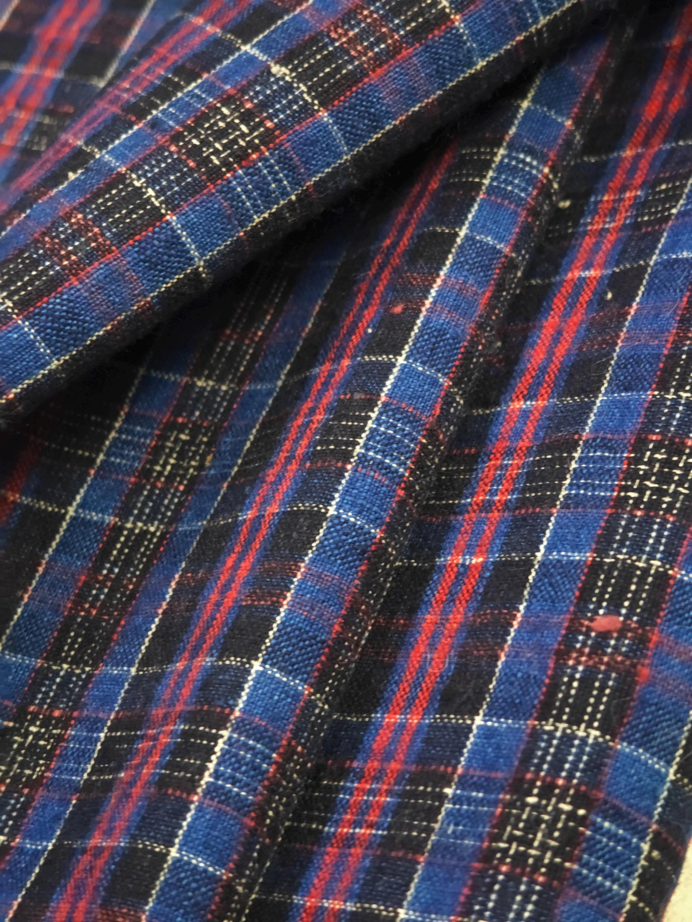 Blue Key Lattice — source photograph 6, documenting the same textile.