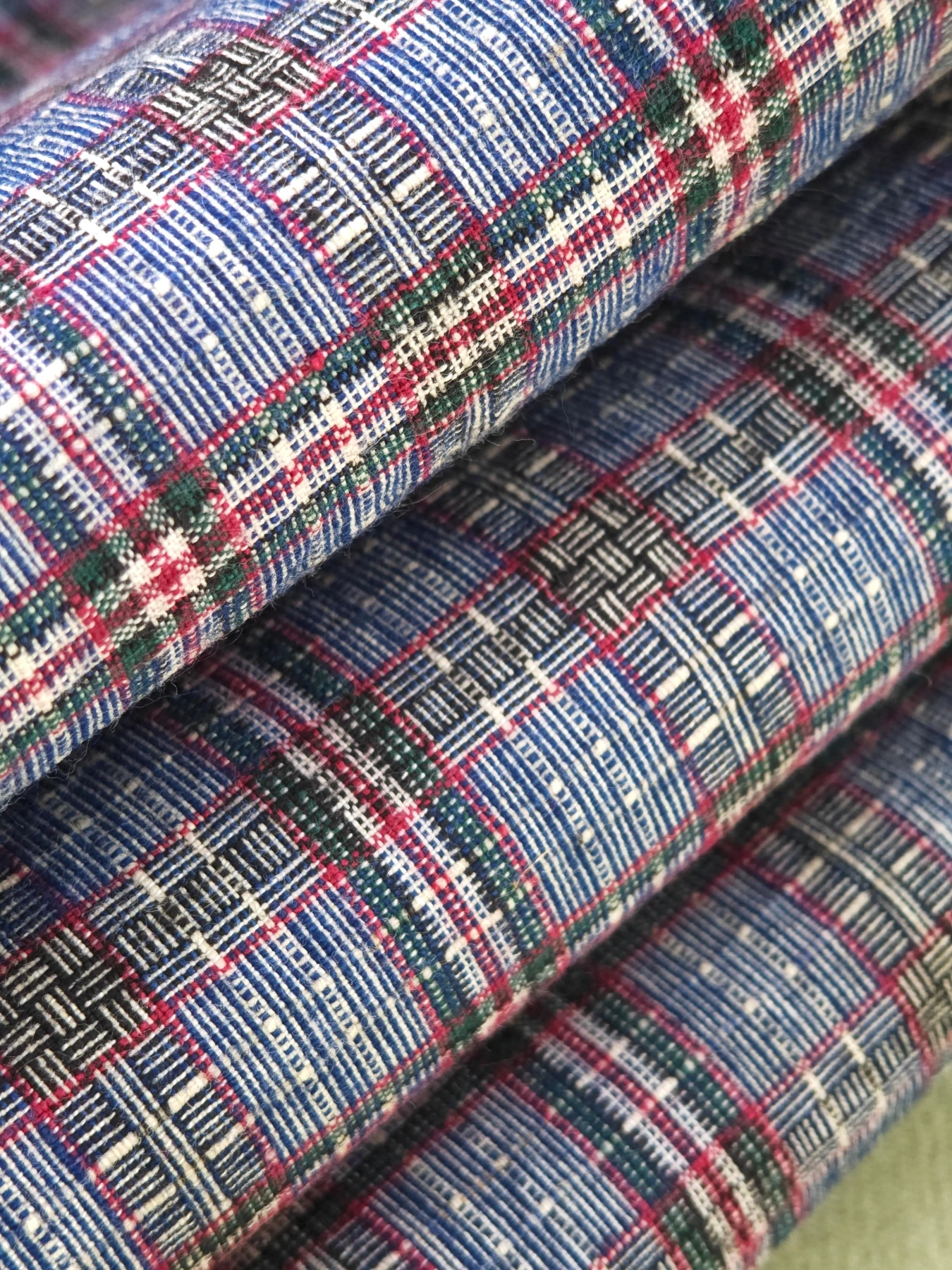 Reed Garden — source photograph 4, documenting the same textile.