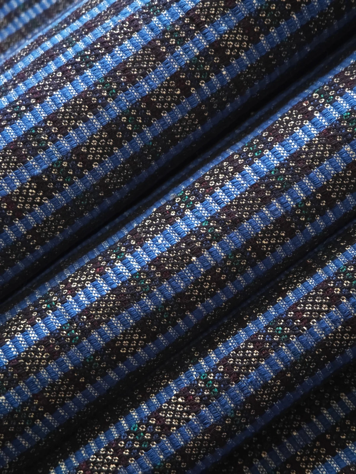 Pepper-Eye Weave — Double-Sided Jiangnan Homespun