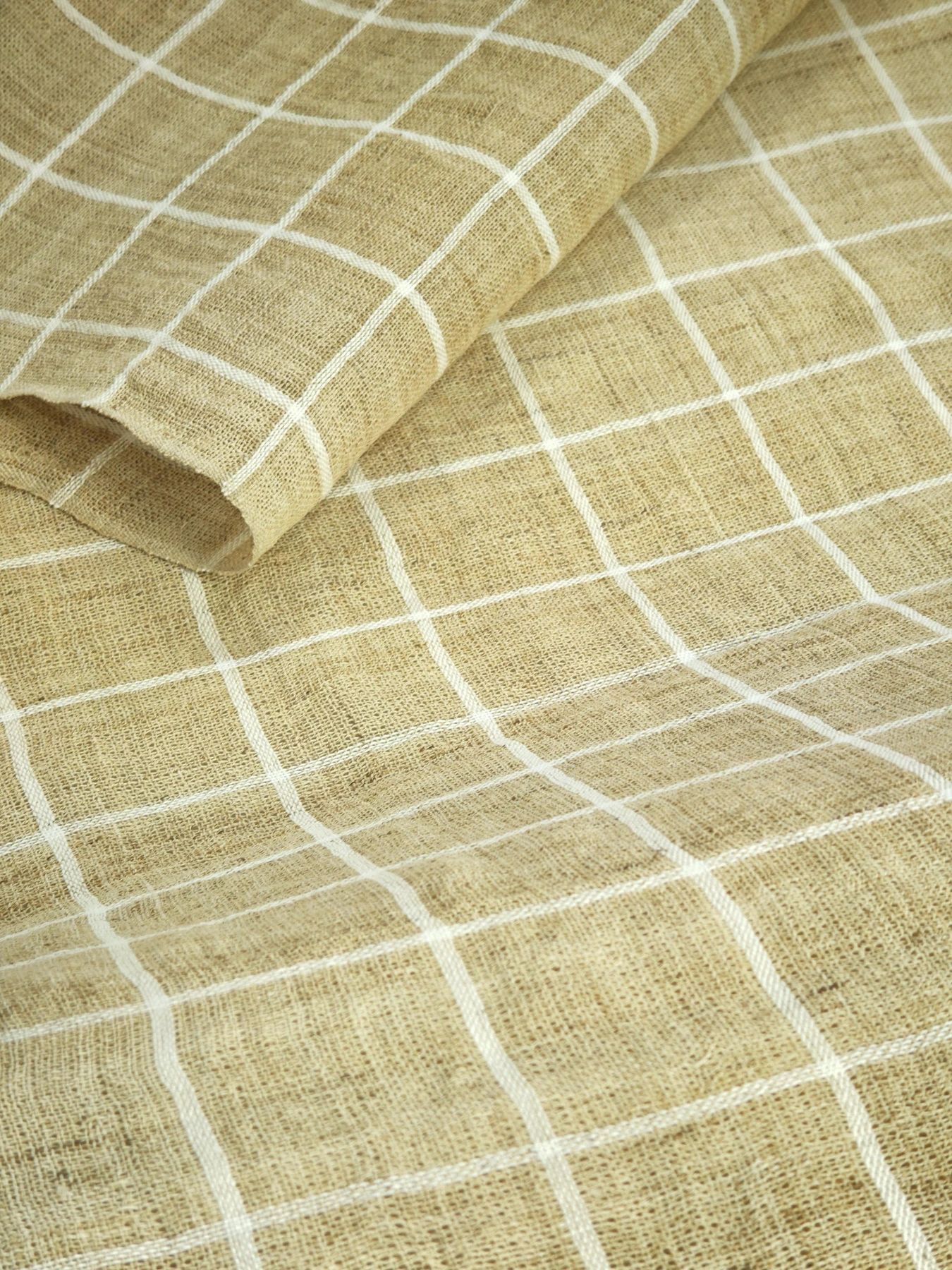 Summer Field Grid — source photograph 3, documenting the same textile.