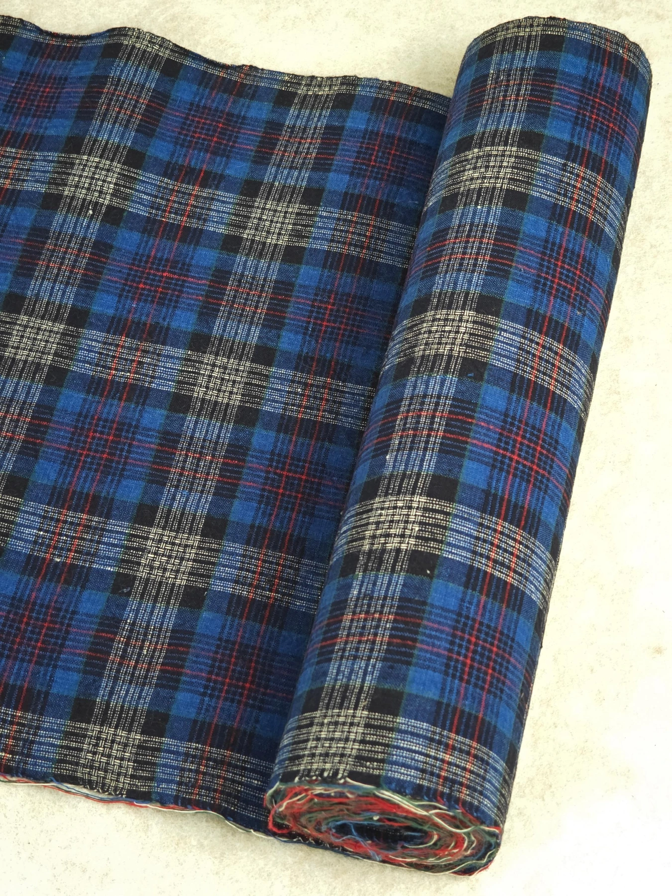 Endless Blessing Lattice — source photograph 7, documenting the same textile.