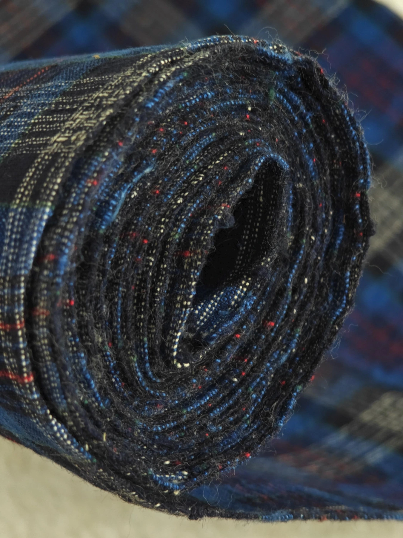 Endless Blessing Lattice — source photograph 9, documenting the same textile.